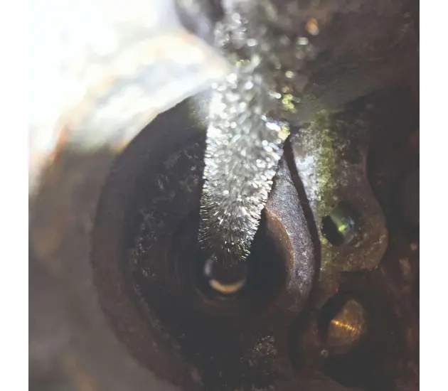 Injector as draadborstel reinigingsset