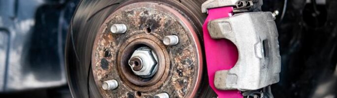 Wiellager vervangen: symptomen, stappen en gereedschap
